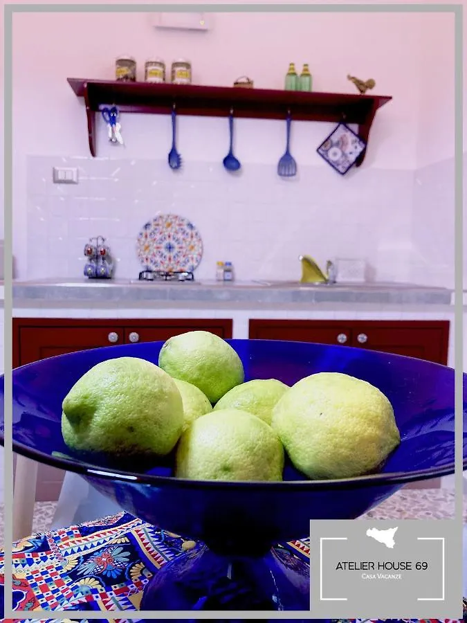 Appartamento Atelier House 69 Trappeto  Italia